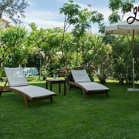 B&B Il Grappolo Foresteria Lombarda Сирмионе Экстерьер фото